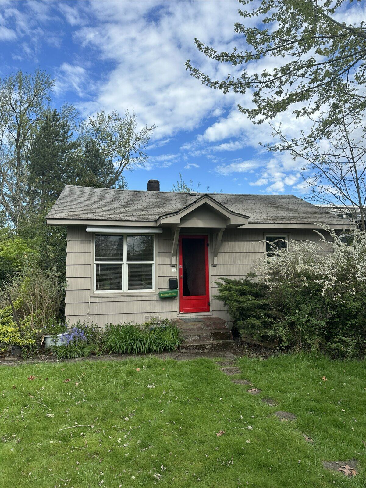Before and after gutter cleaning Lane County Oregon